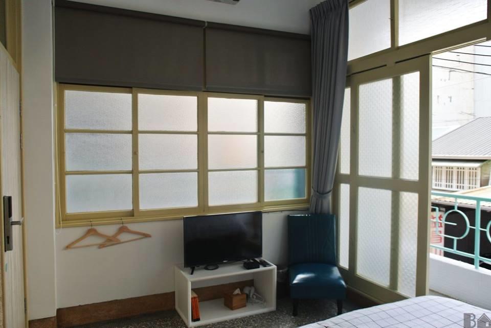 Bobooks Hostel Chiayi City Exterior photo